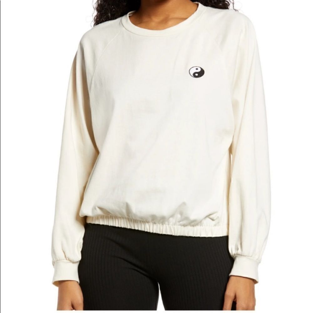 Lush Yin‎ And Yang Graphic Tee L/S Soft Cotton Top NWT